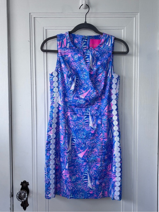 Dresses & Skirts - Lilly Pulitzer Mila Stretch Shift Dress EUC 00